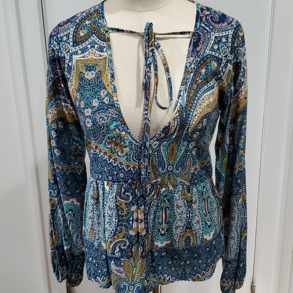 Bohemian Long Sleeves Peasant Paisley Top Size XS